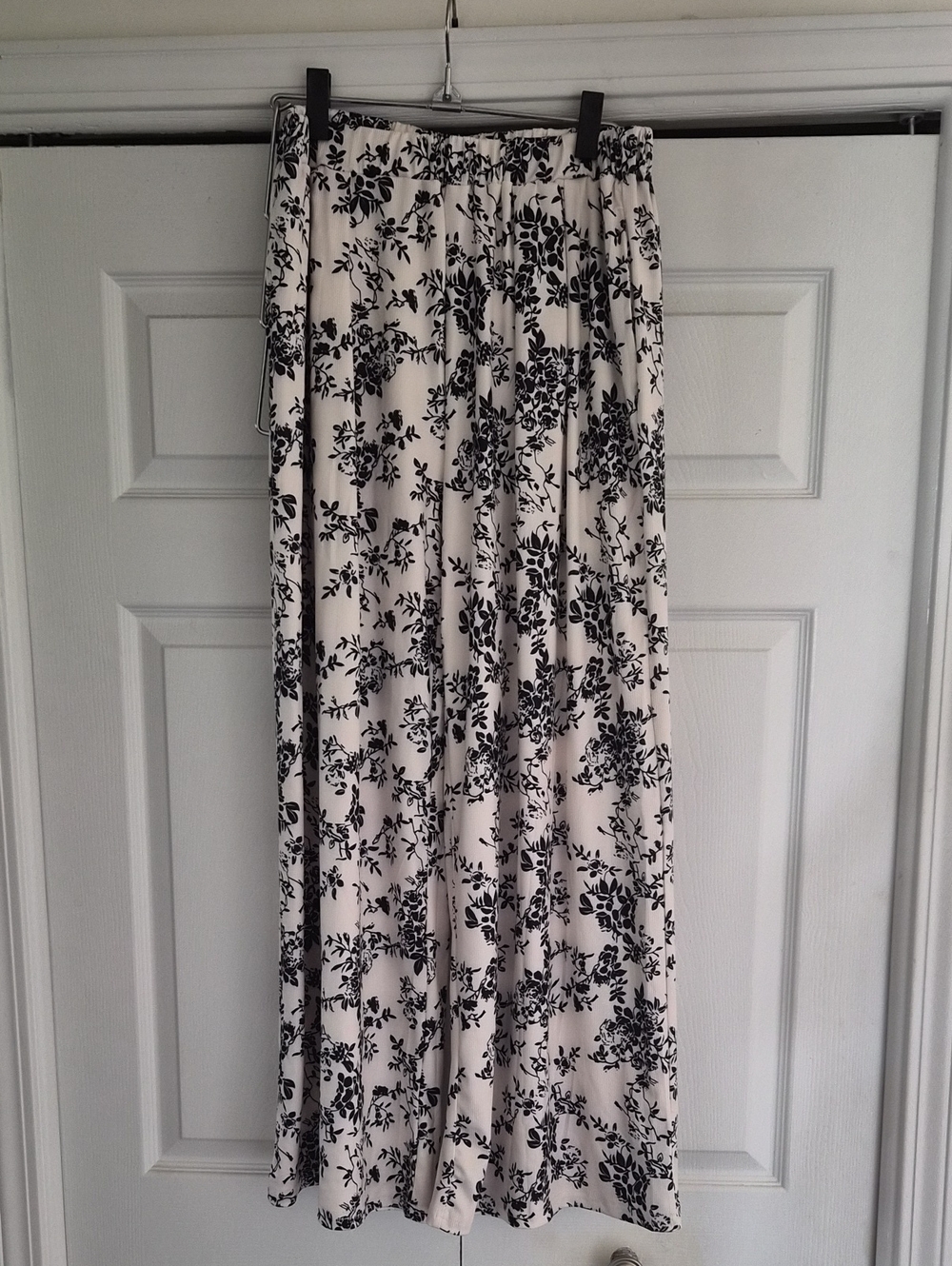 Women's Black Floral Palazzo Pant - CIDER